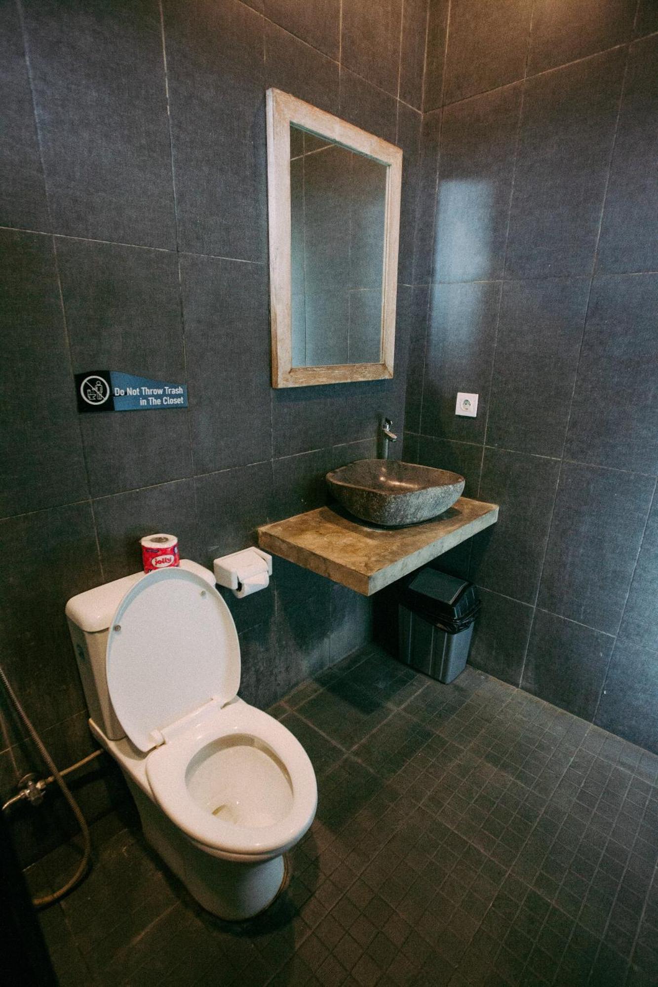 Swell Hotel, Pool Bar & Restaurant Tanah Lot  Exterior photo