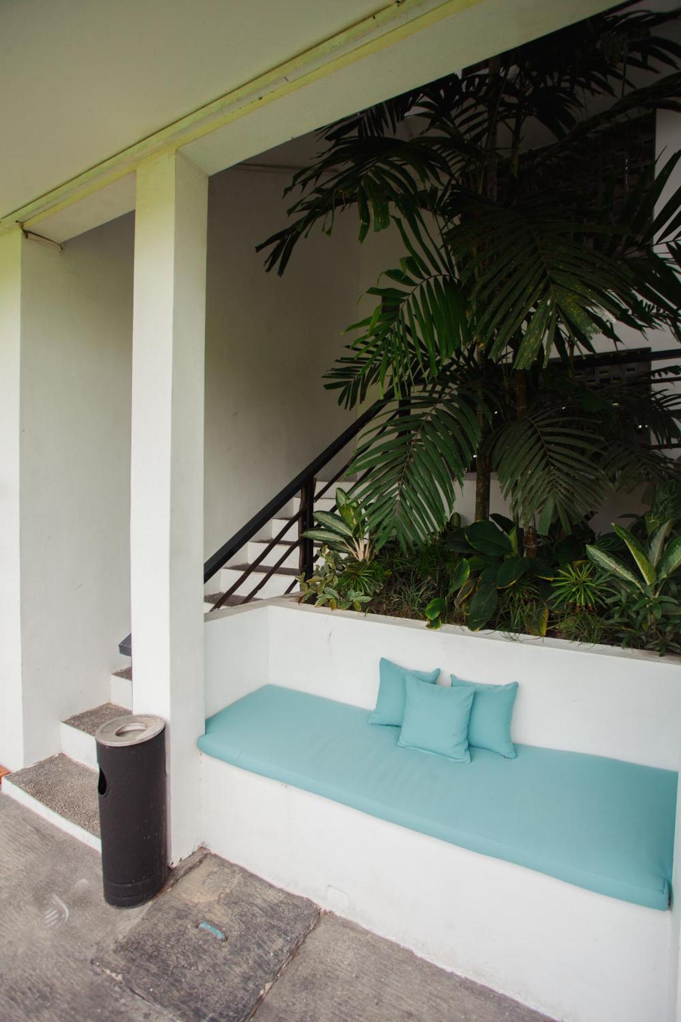 Swell Hotel, Pool Bar & Restaurant Tanah Lot  Exterior photo